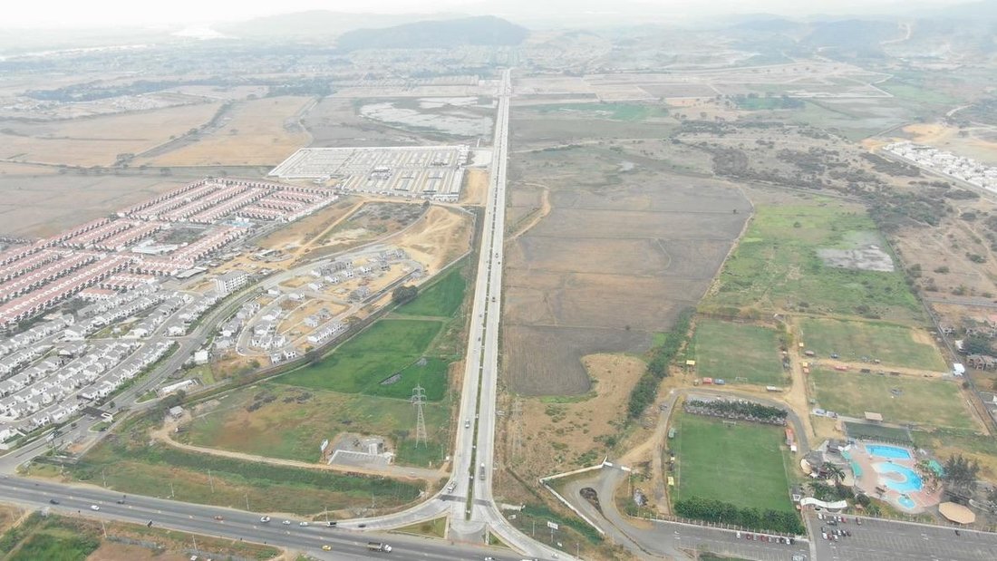 Land in Samborondón, Guayas, Ecuador 1 - 18660670