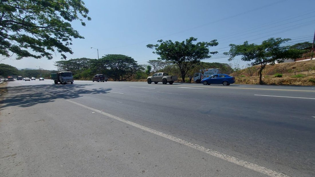 Land in Guayaquil, Guayas, Ecuador 1 - 18661205