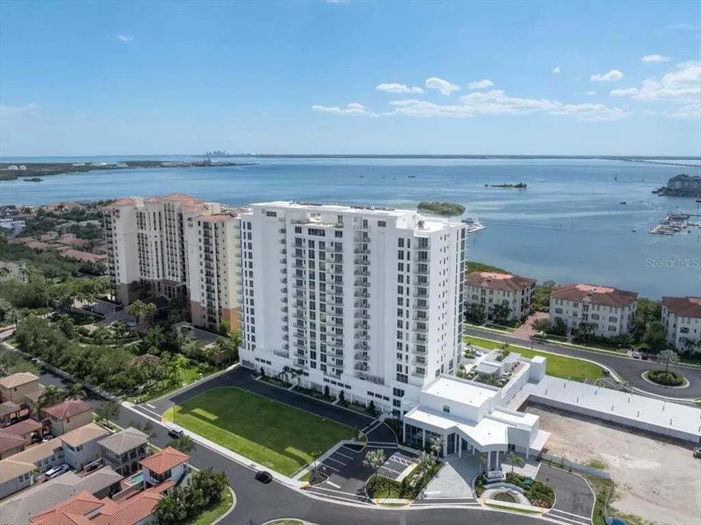 House in Tampa, Florida, United States 1 - 18665336