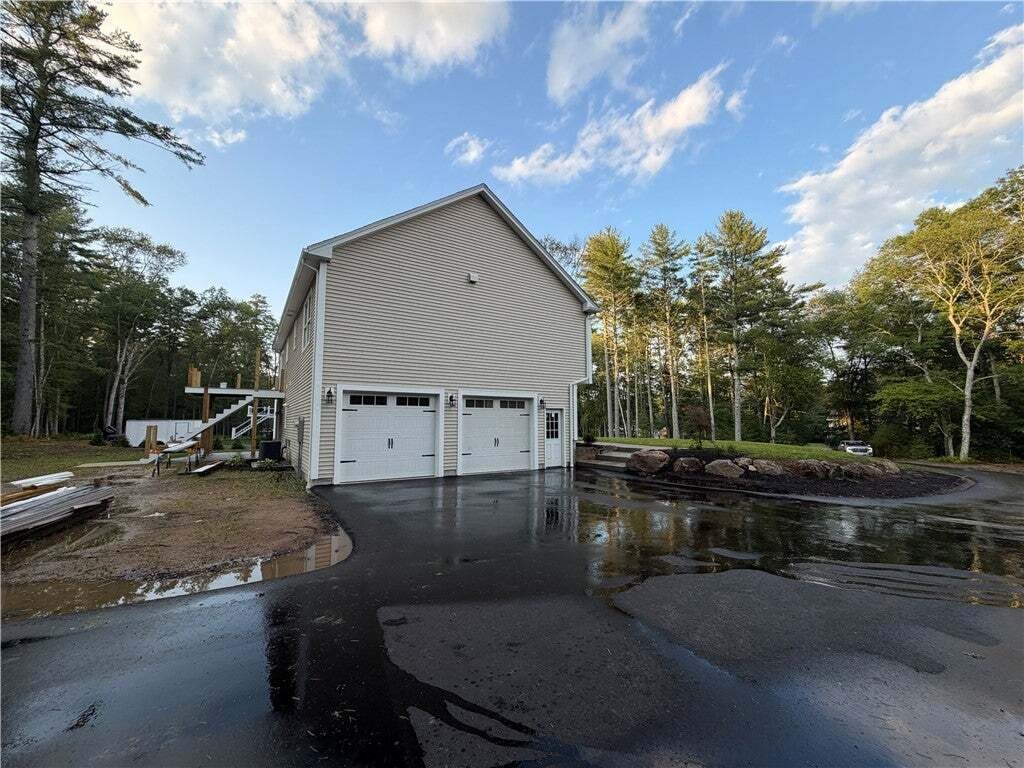 House in Coventry, Rhode Island, United States 3 - 18665943