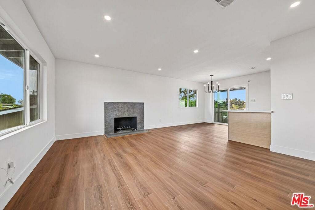 House in Los Angeles, California, United States 3 - 18665737