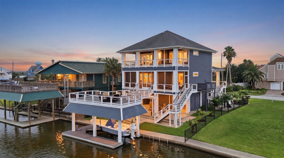 House in Galveston, Texas, United States 2 - 18663179