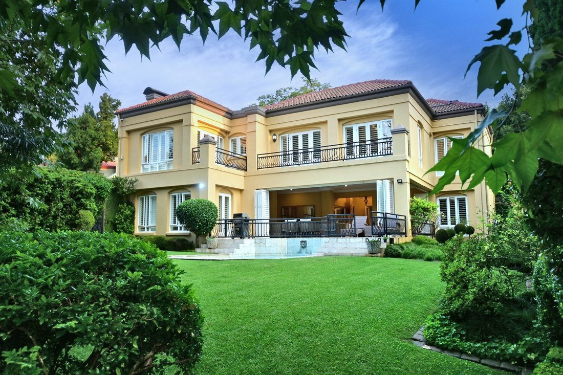 House in Sandhurst, Gauteng, South Africa 1 - 18667216