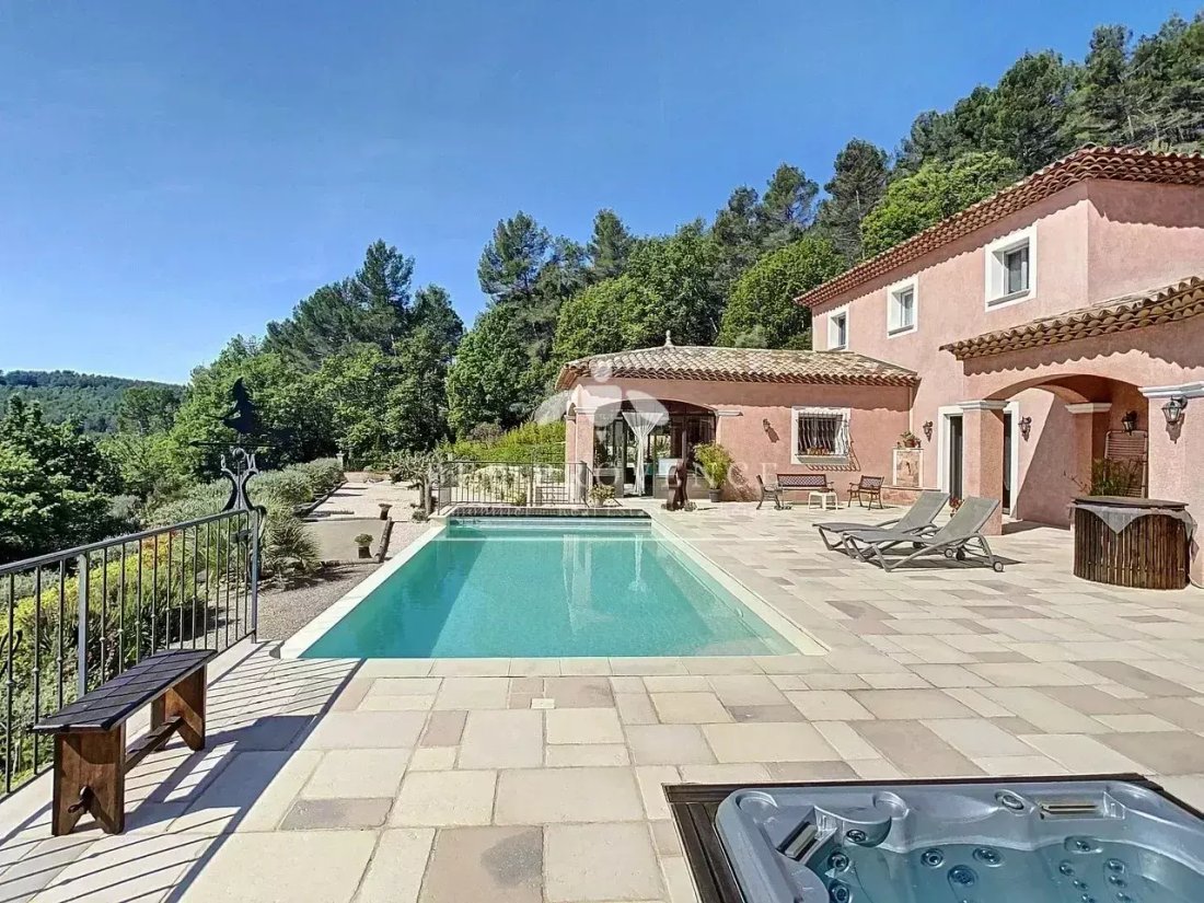 Villa in Salernes, Provence-Alpes-Côte d'Azur, France 3 - 16297714