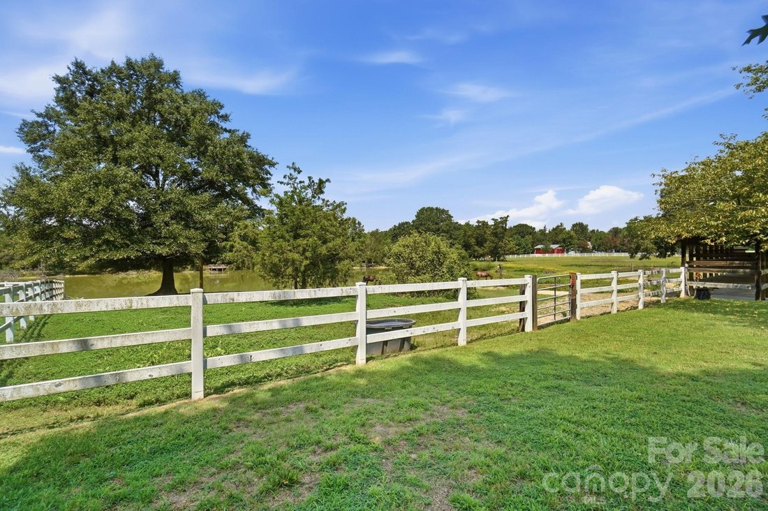 House in Gastonia, North Carolina, United States 5 - 18663316
