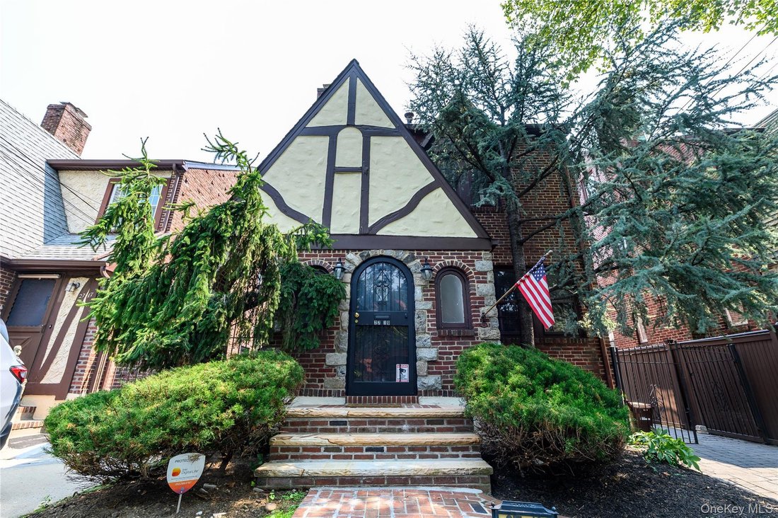 House in New York, New York, United States 1 - 18662041