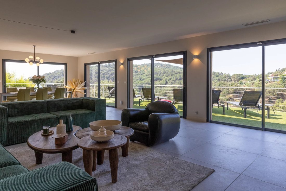 Villa in Est, Cogolin, France 2 - 13036598