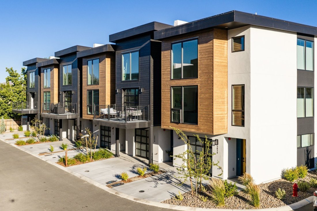 Townhouse in Reno, Nevada, United States 2 - 18666475