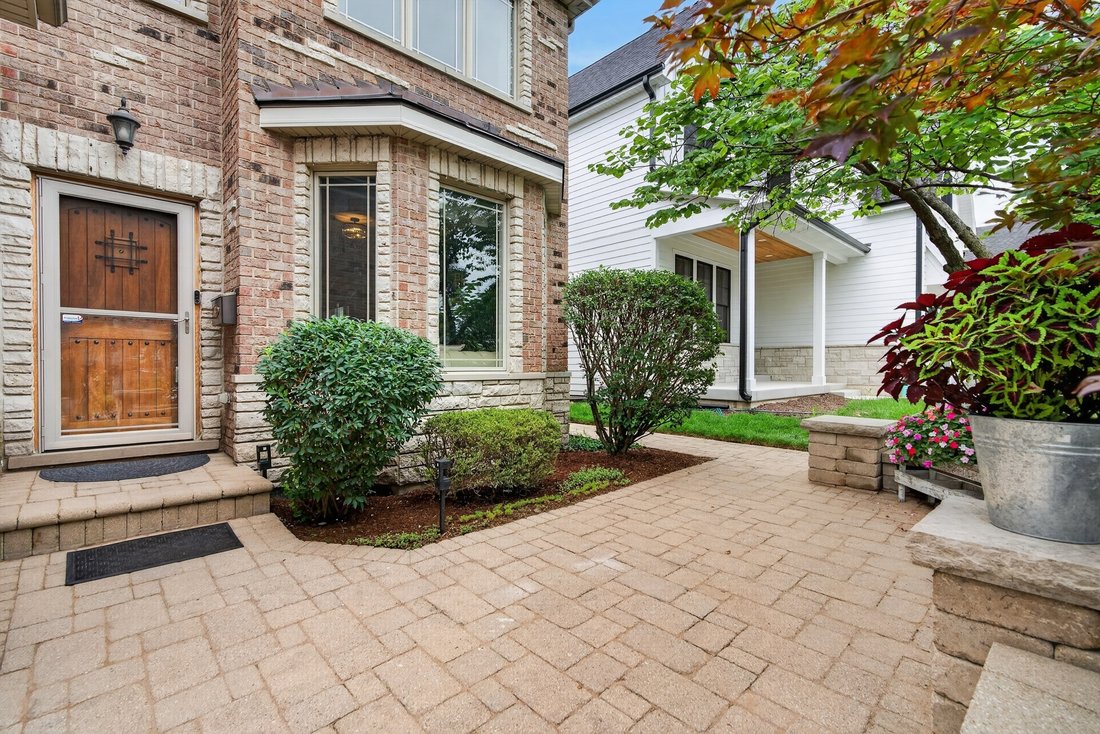House in Elmhurst, Illinois, United States 3 - 18671672