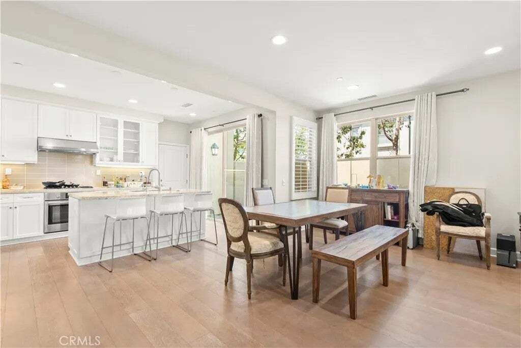 Condo in Irvine, California, United States 1 - 17607295