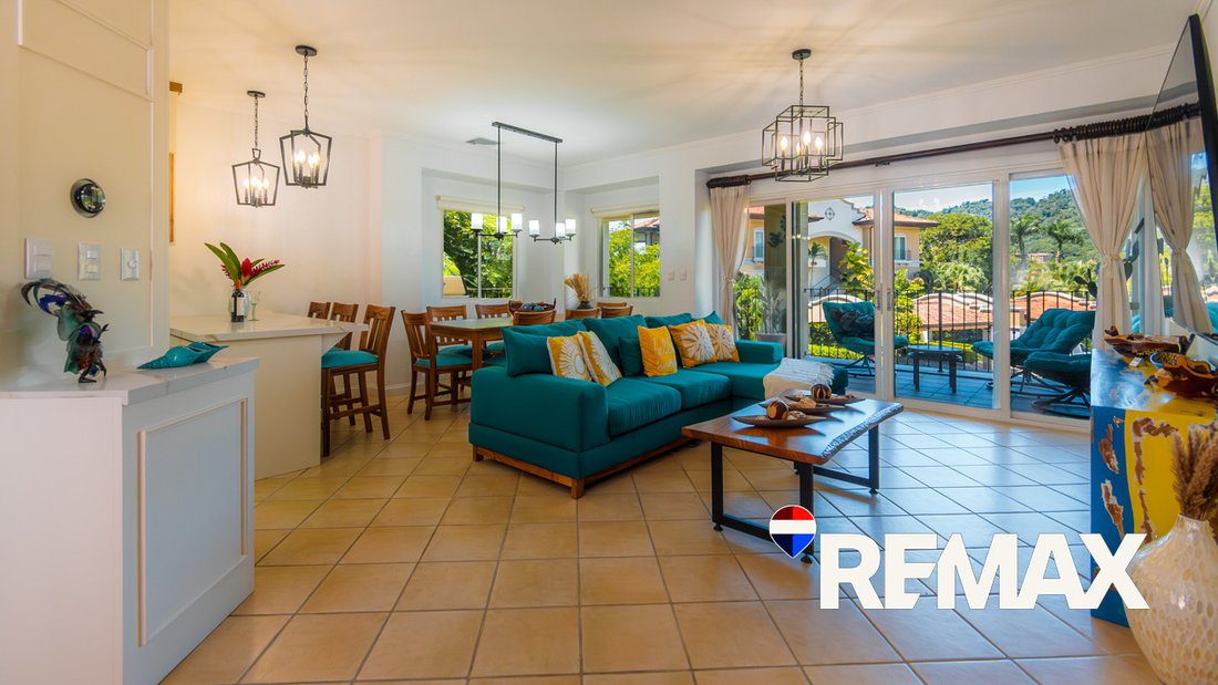 Condo in Playa Herradura, Puntarenas Province, Costa Rica 2 - 18661002