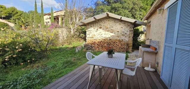 House in Hyeres, Provence-Alpes-Côte d'Azur, France 1 - 16683641
