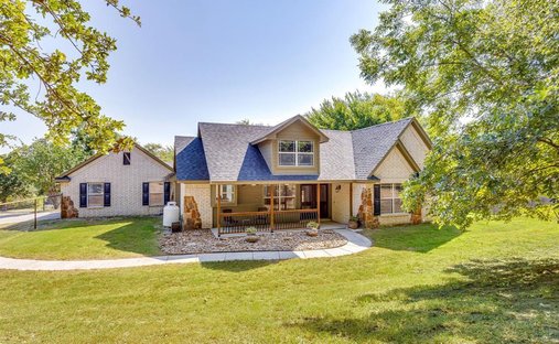 House in Weatherford, Texas, United States 1