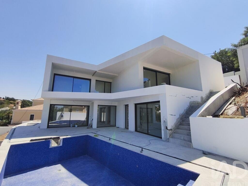 Townhouse in Loule (Sao Clemente), Algarve, Portugal 1 - 17915321