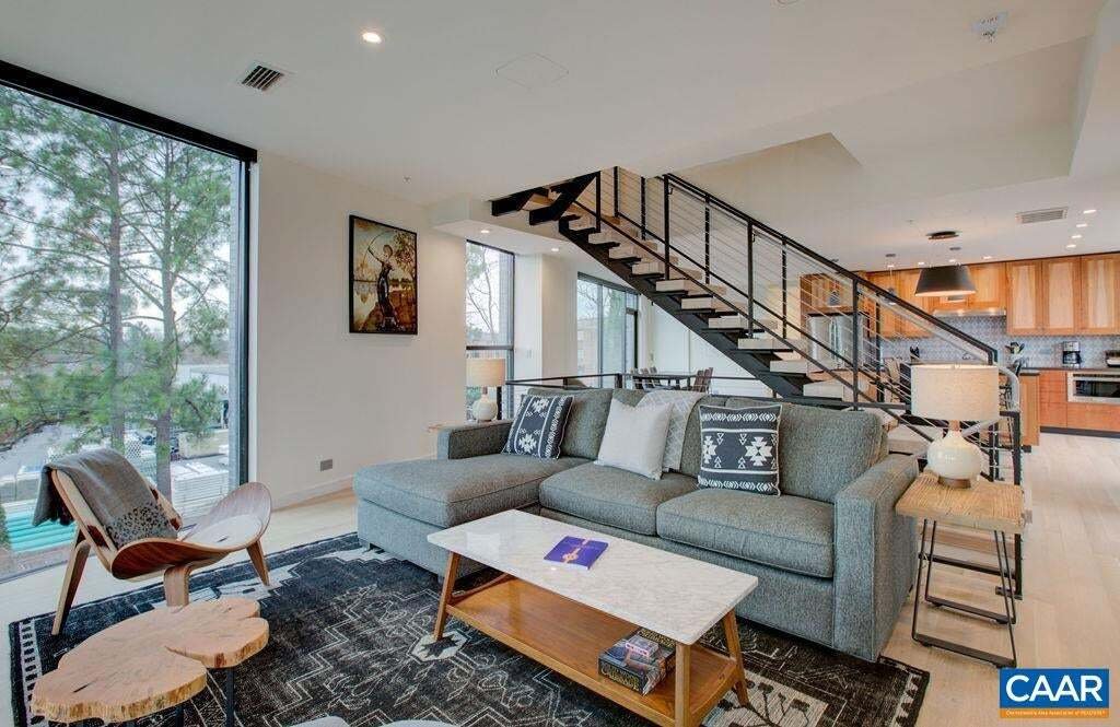 Condo in Charlottesville, Virginia, United States 3 - 18663059