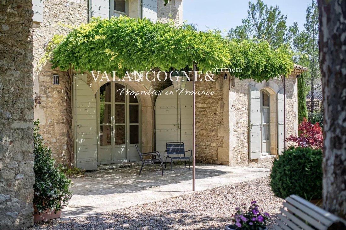 Country House in Eygalières, Provence-Alpes-Côte d'Azur, France 5 - 15452706