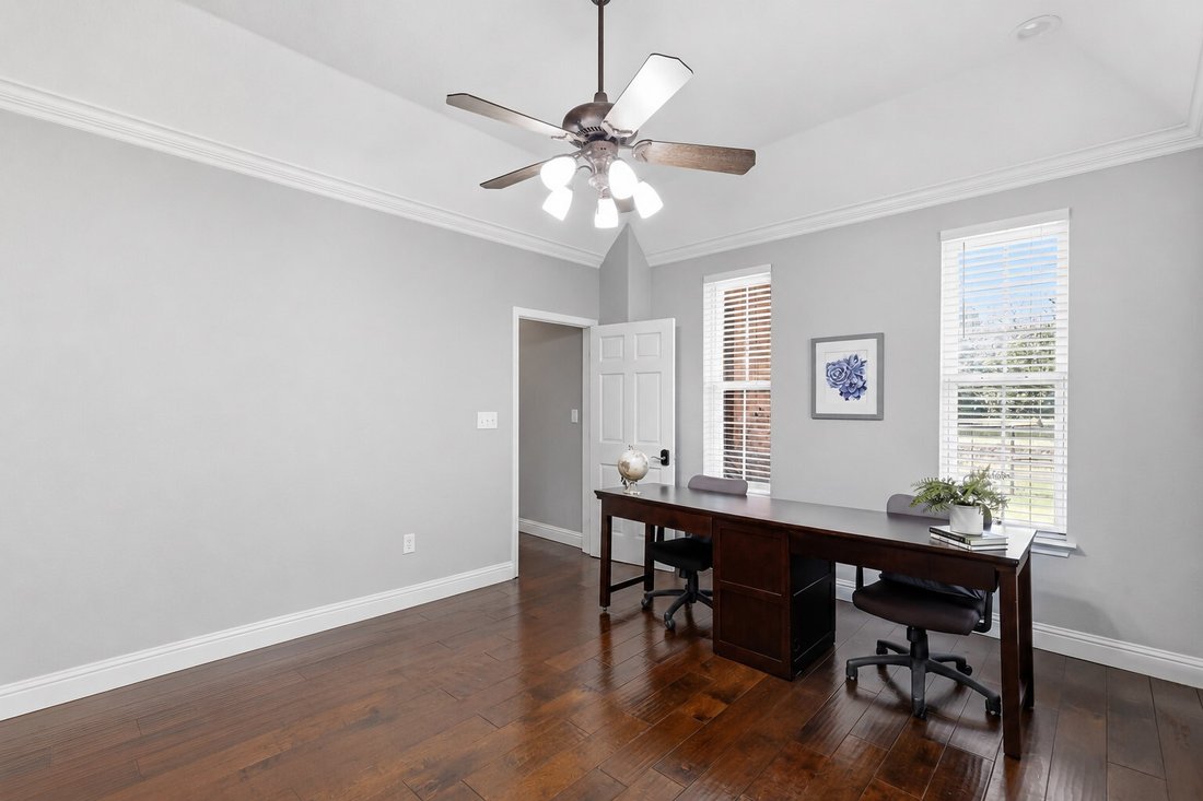 House in Lewisville, Texas, United States 4 - 18669042