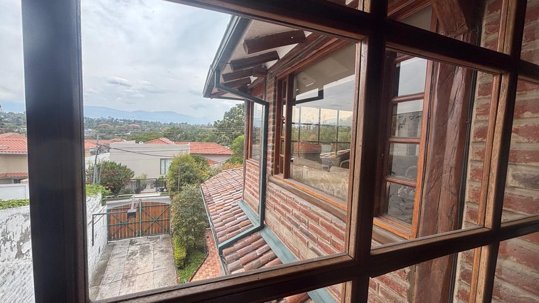 House in Quito, Pichincha, Ecuador 5 - 18661569