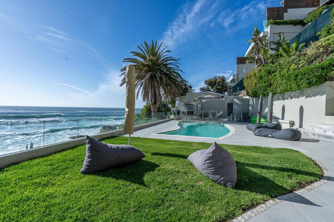 Apartment in Clifton, Cape Town, South Africa 3 - 18662441