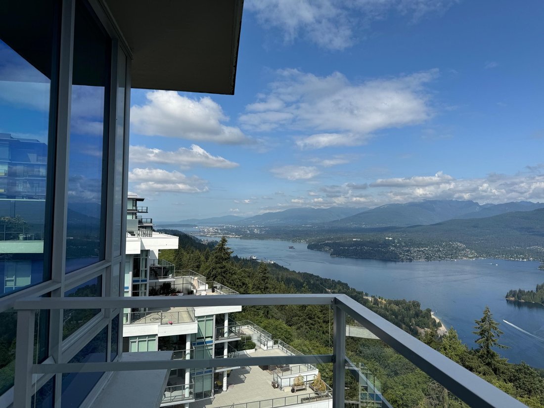 House in Burnaby, British Columbia, Canada 1 - 18670409