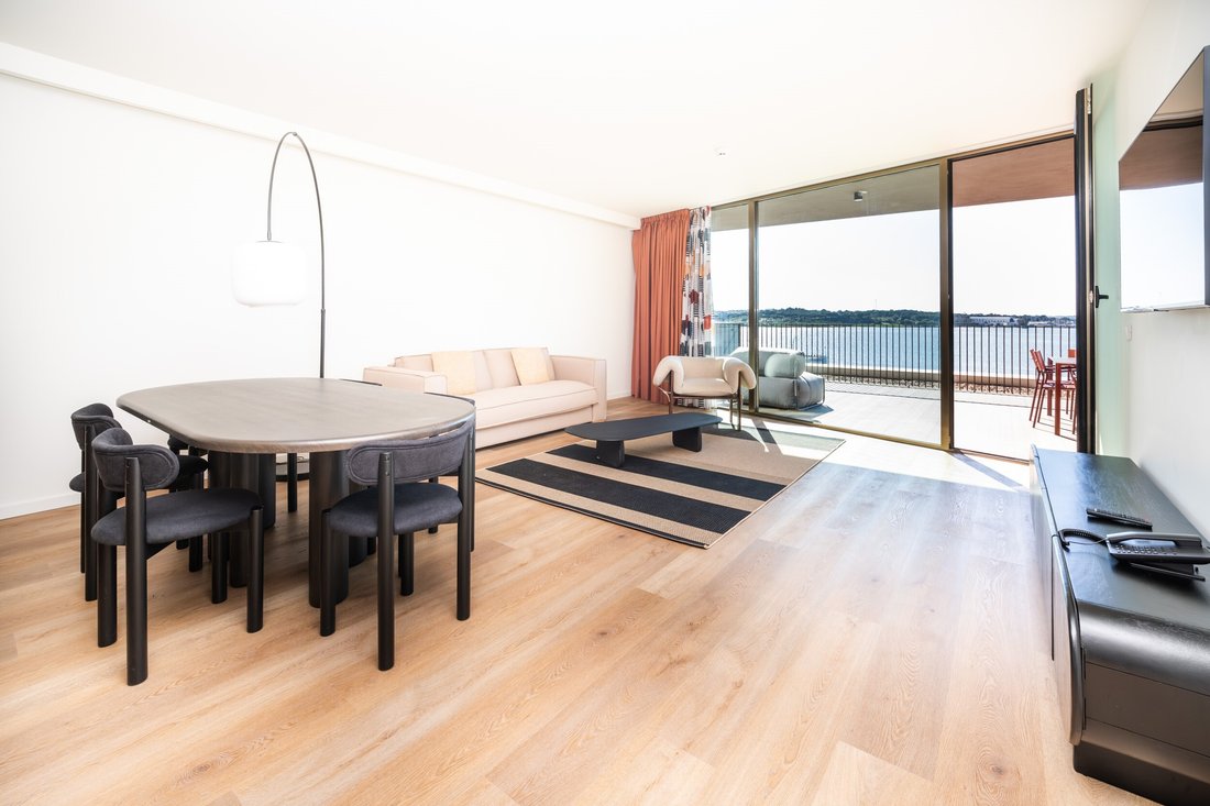 Apartment in Seixal, Arrentela e Aldeia de Paio Pires, Setubal, Portugal 1 - 18660997