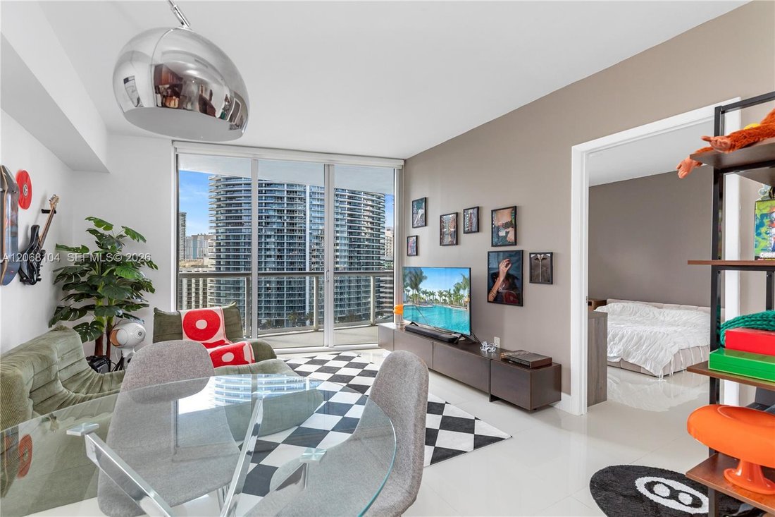 Condo in Miami, Florida, United States 3 - 18664298