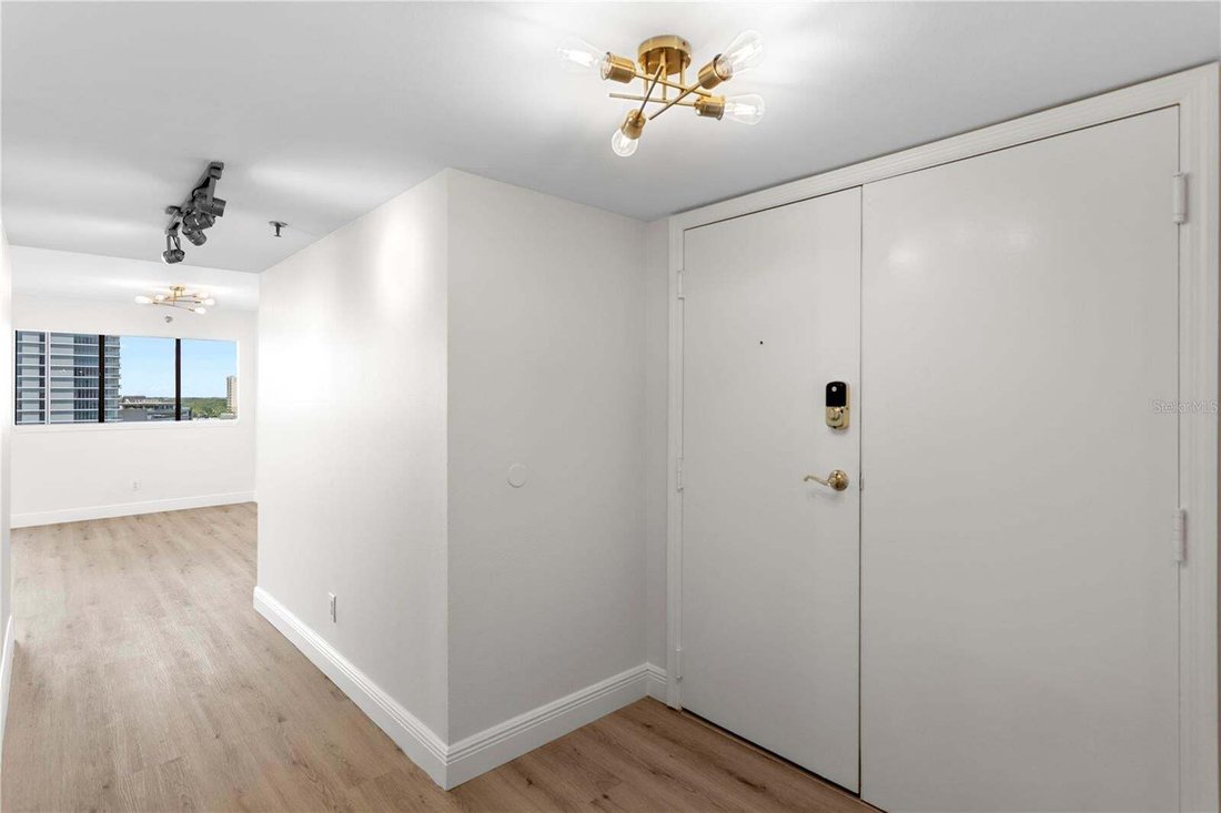 Condo in Tampa, Florida, United States 3 - 18669299