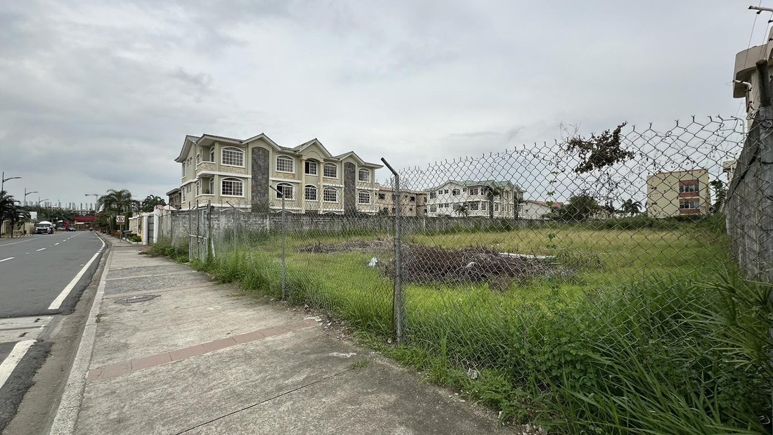 Land in Samborondón, Guayas, Ecuador 2 - 18660767