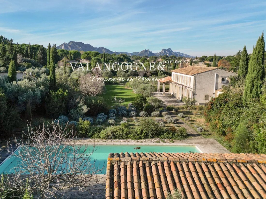 Casa en Eygalières, Provenza-Alpes-Costa Azul, Francia 1 - 16656022