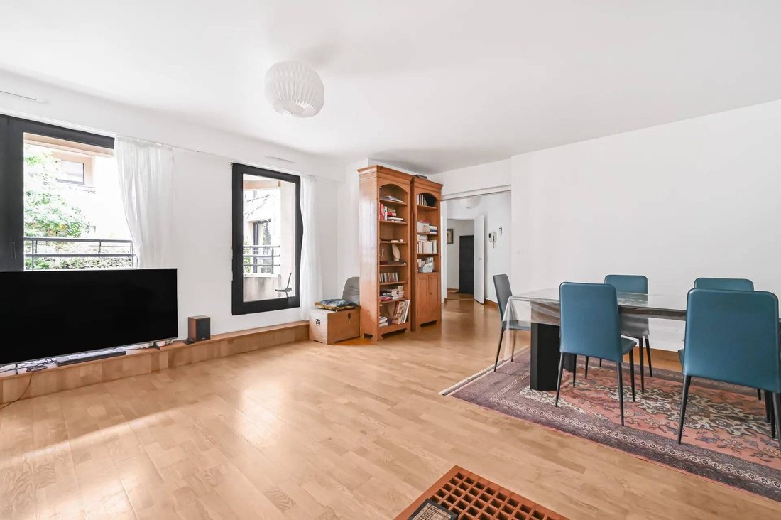 Apartment in Palais Royal, Paris 1er Arrondissement, Paris 1 - 15869668