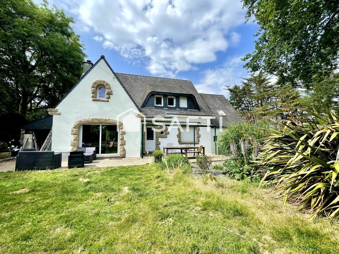 House in Pluneret, Brittany, France 1 - 18671178