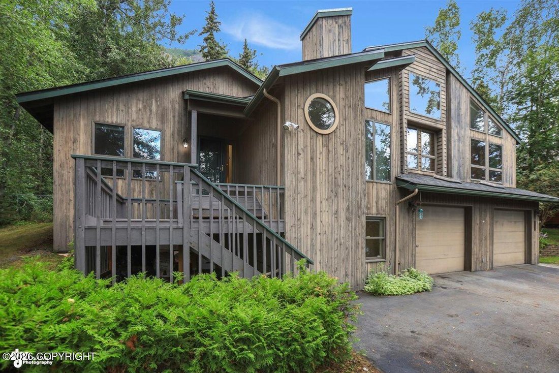 House in Anchorage, Alaska, United States 1 - 18663020