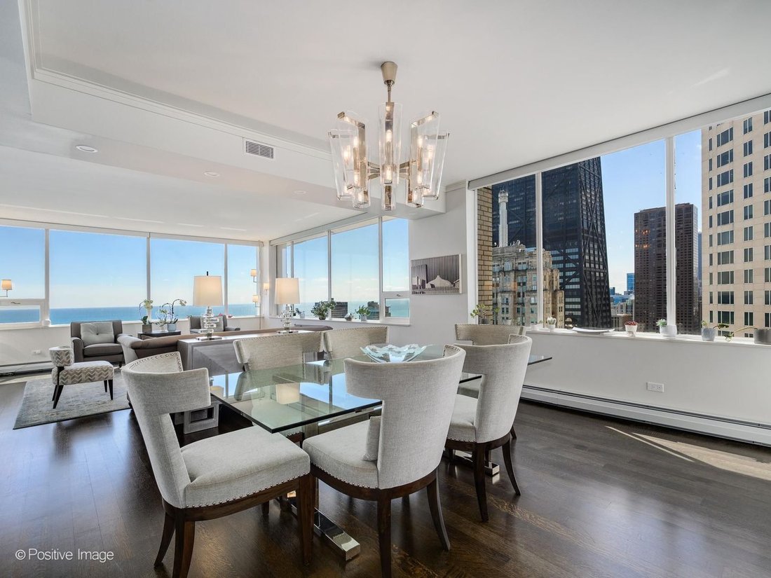 Condo in Chicago, Illinois, United States 4 - 18670980