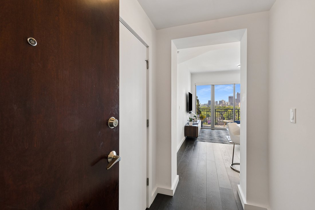 Condo in Atlanta, Georgia, United States 4 - 18666469