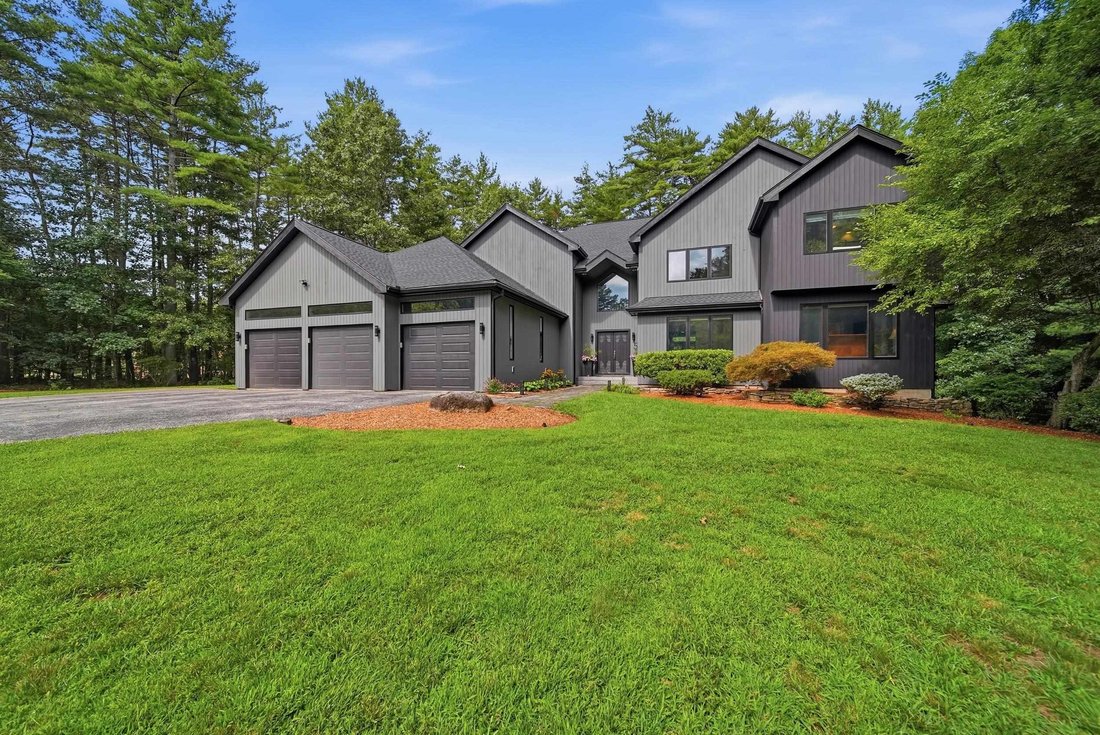 House in Hollis, New Hampshire, United States 3 - 18666009