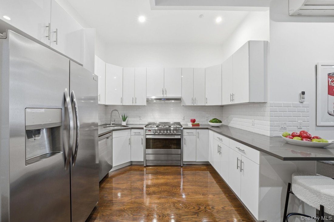 House in New York, New York, United States 4 - 18662050