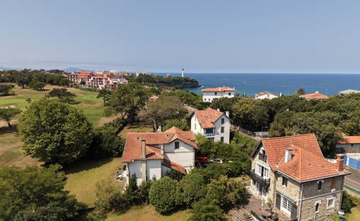 House in Biarritz, Nouvelle-Aquitaine, France 1