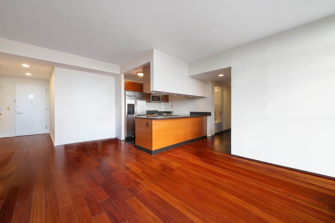 Condo in New York, New York, United States 3 - 18667462