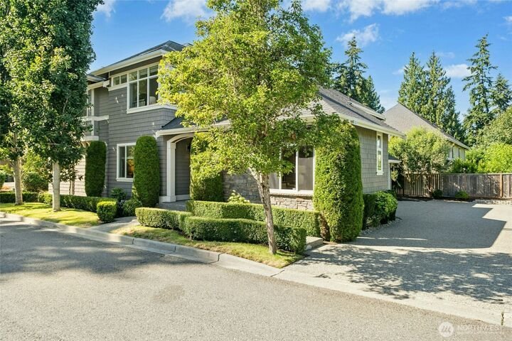 House in Bellevue, Washington, United States 2 - 18665601
