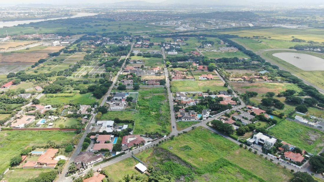 Land in Samborondón, Guayas, Ecuador 2 - 18660120