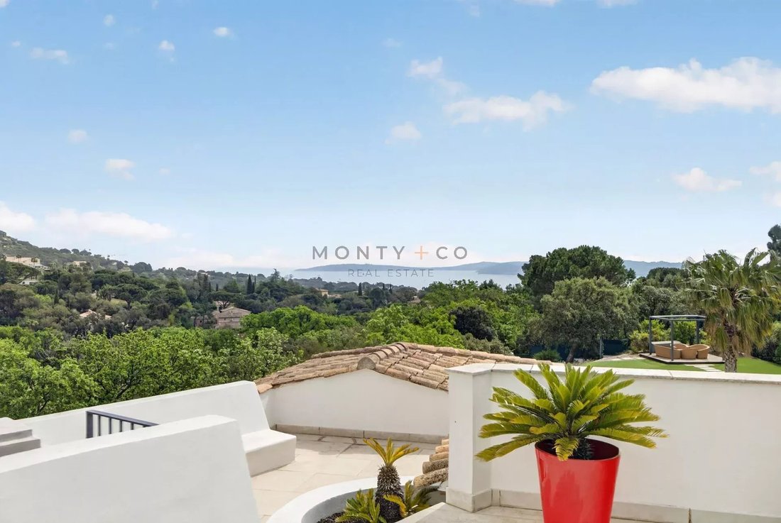 Villa in Grimaud, Provence-Alpes-Côte d'Azur, France 2 - 17687549