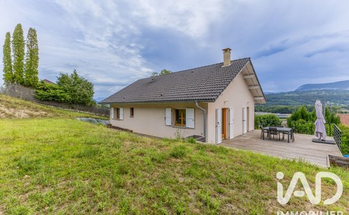 House in Albens, Entrelacs, France 1