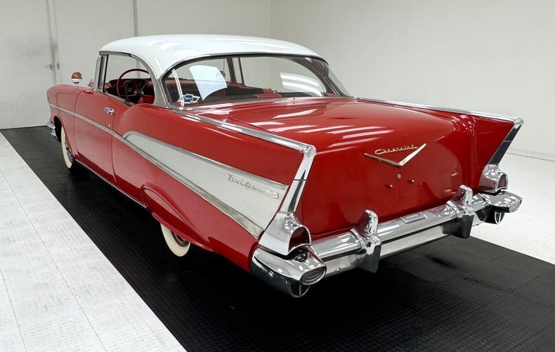 Coupe in Morgantown, United States 3 - 18666189