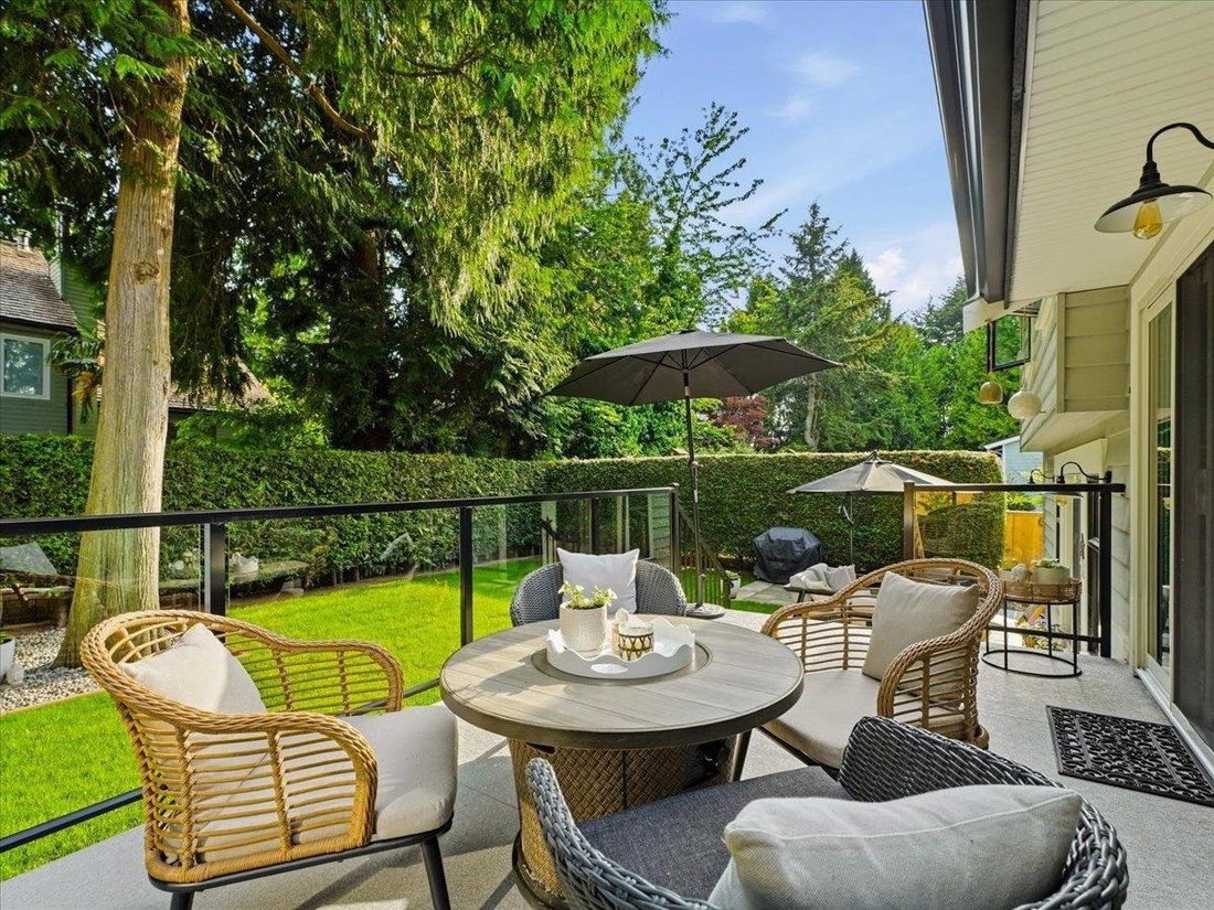 House in Surrey, British Columbia, Canada 5 - 18670459