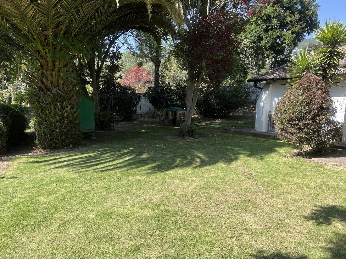 Land in Quito, Pichincha, Ecuador 3 - 18661702