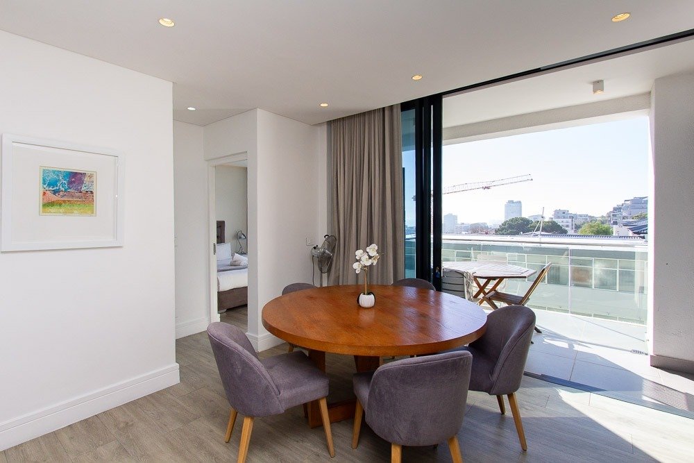 Apartment in Sea Point, Cape Town, South Africa 5 - 18665074