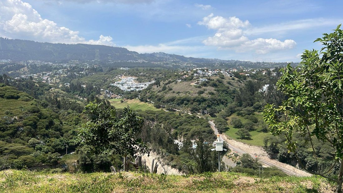 Land in Quito, Pichincha, Ecuador 5 - 18661678