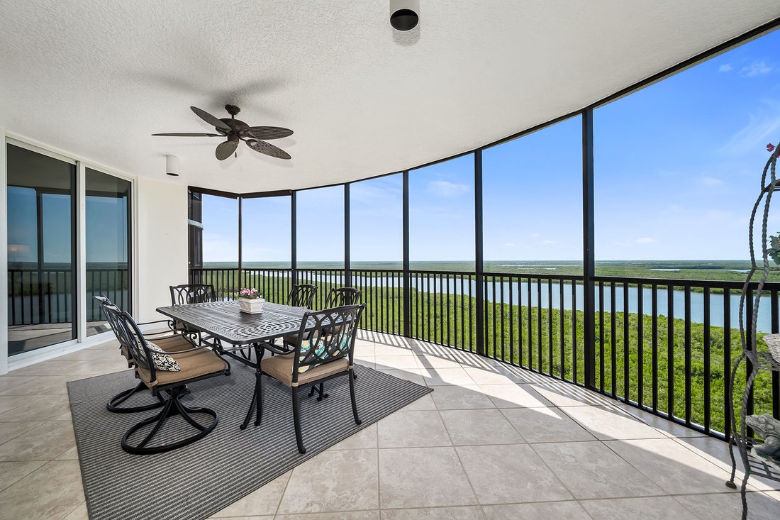 Condo in Naples, Florida, United States 2 - 18666466