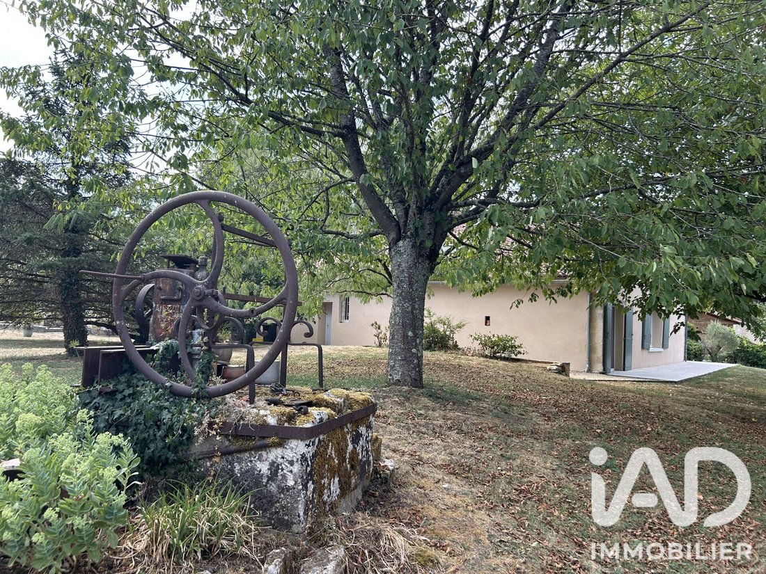 House in Saint-Julien-l'Ars, Nouvelle-Aquitaine, France 3 - 18668206