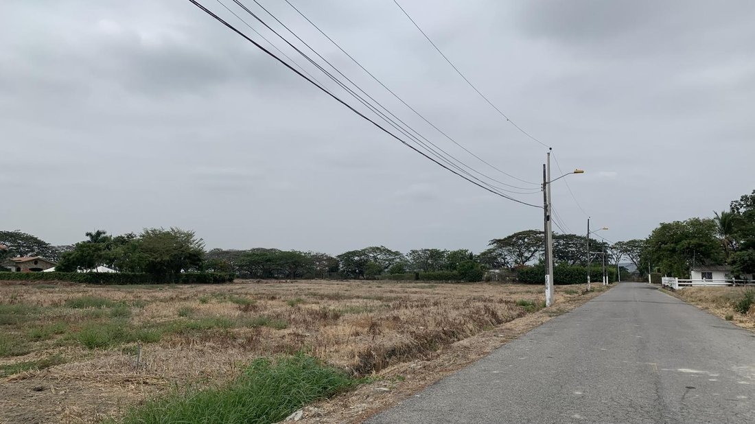 Land in Samborondón, Guayas, Ecuador 2 - 18660765